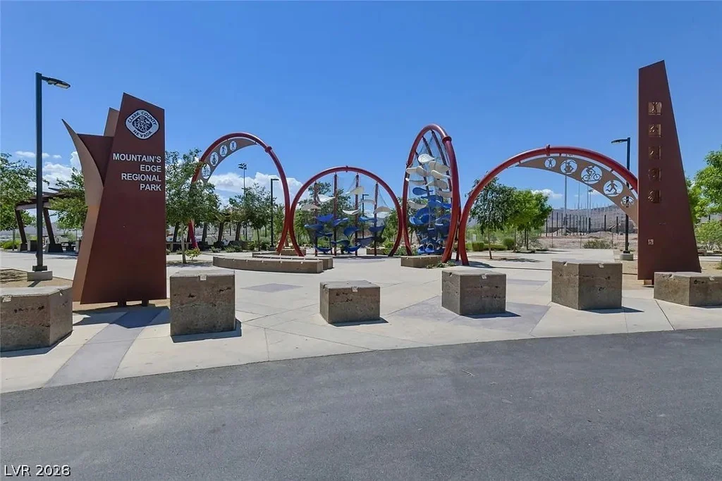 7489 Benlomond, Las Vegas, NV 89179