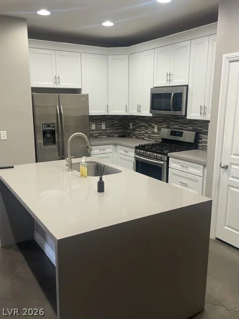 7489 Benlomond, Las Vegas, NV 89179