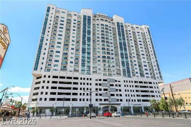 150 Las Vegas, Las Vegas, NV 89101