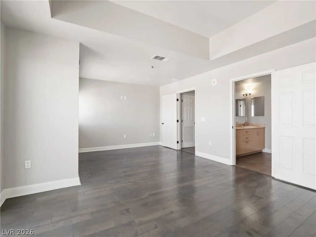 150 Las Vegas, Las Vegas, NV 89101