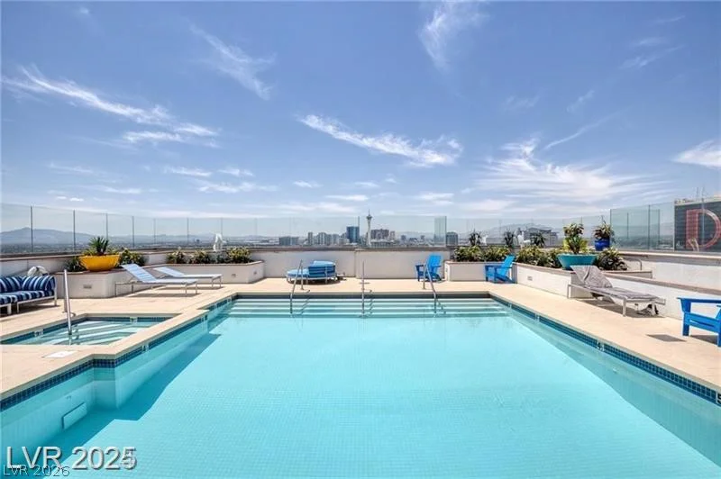 150 Las Vegas, Las Vegas, NV 89101