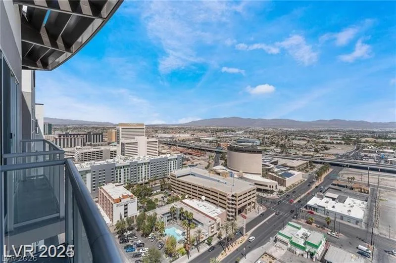150 Las Vegas, Las Vegas, NV 89101