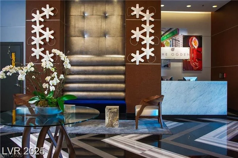150 Las Vegas, Las Vegas, NV 89101