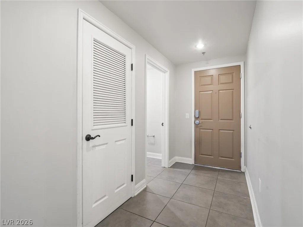 150 Las Vegas, Las Vegas, NV 89101