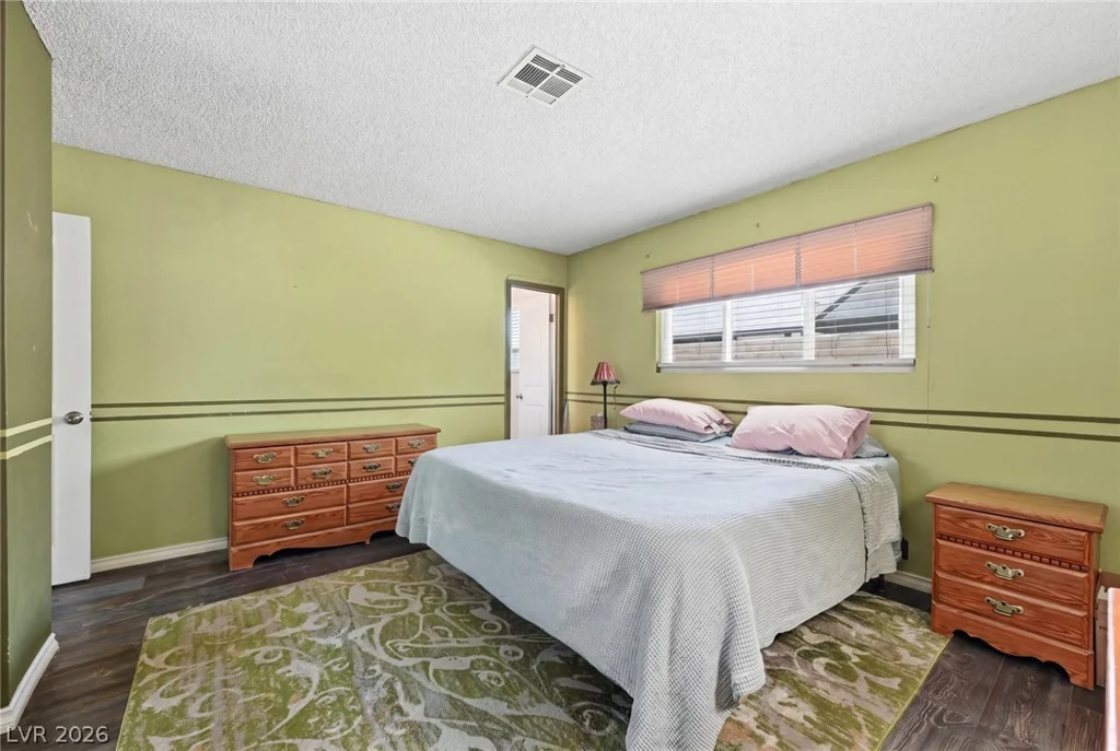 327 Arnold, Las Vegas, NV 89106