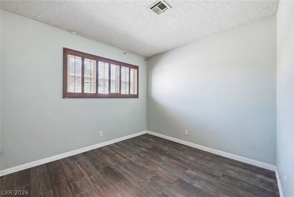 327 Arnold, Las Vegas, NV 89106