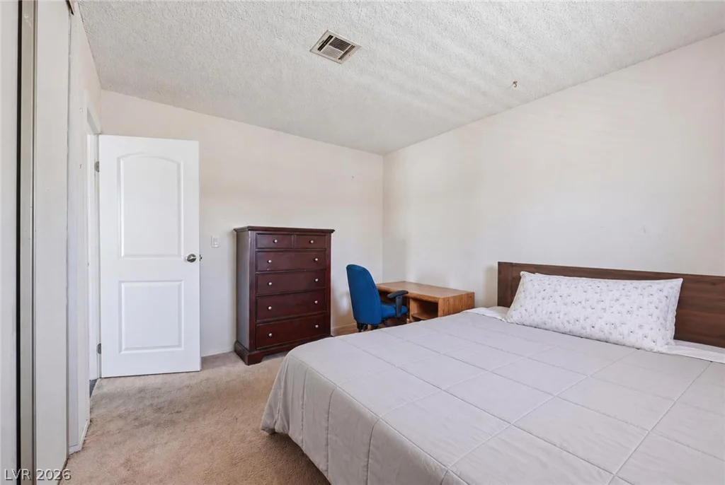 327 Arnold, Las Vegas, NV 89106