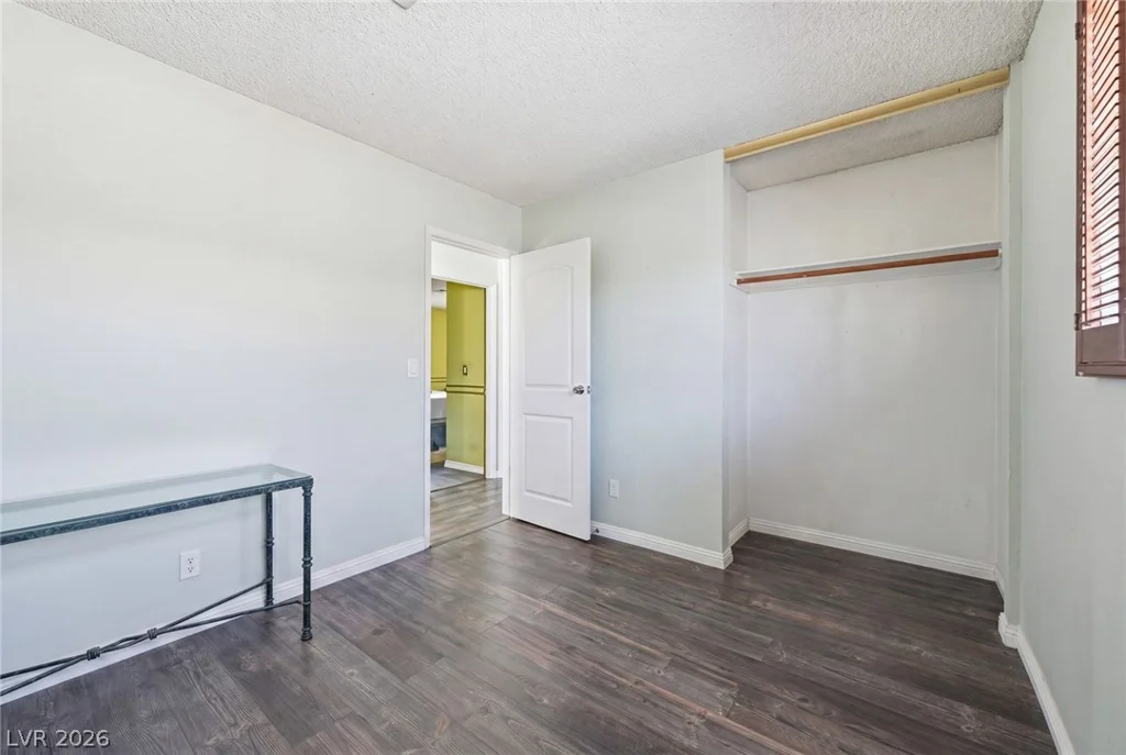 327 Arnold, Las Vegas, NV 89106