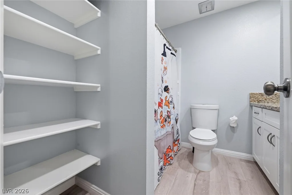 327 Arnold, Las Vegas, NV 89106