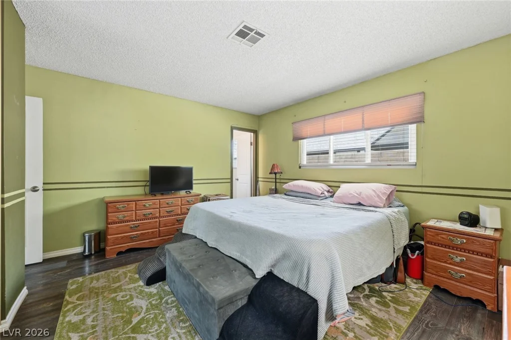 327 Arnold, Las Vegas, NV 89106