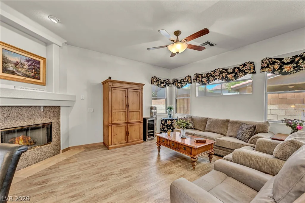 3021 Parchment, Las Vegas, NV 89117