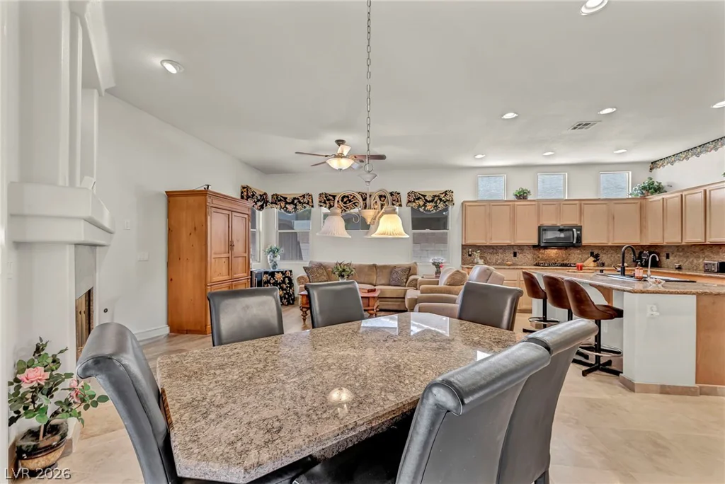 3021 Parchment, Las Vegas, NV 89117