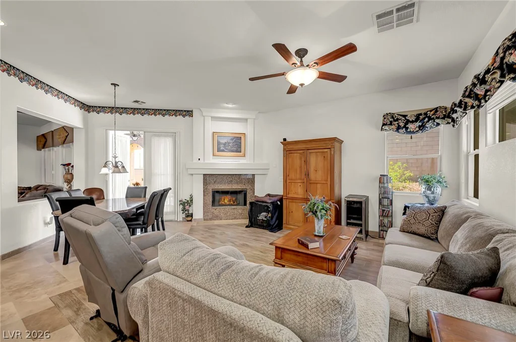 3021 Parchment, Las Vegas, NV 89117