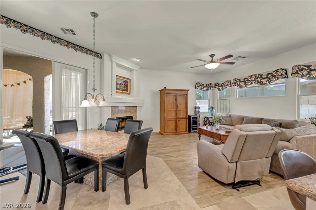 3021 Parchment, Las Vegas, NV 89117