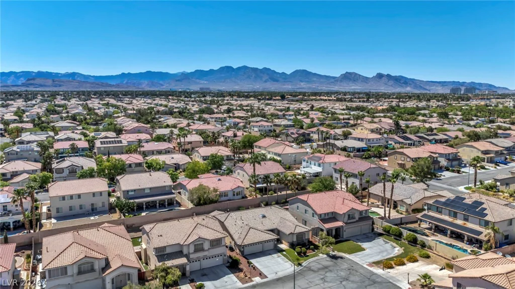3021 Parchment, Las Vegas, NV 89117