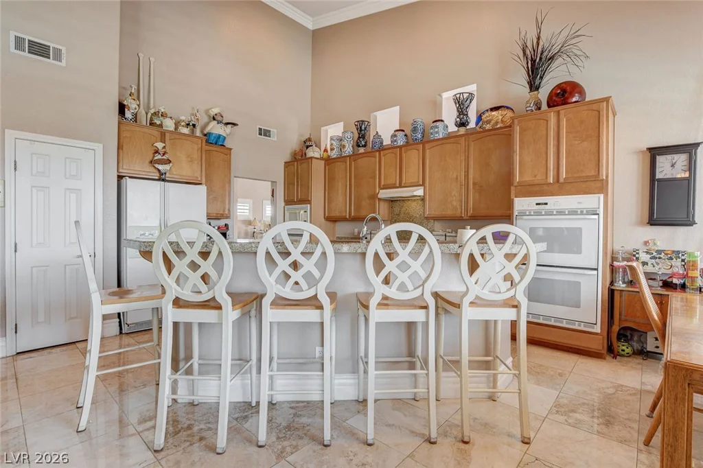 6986 Oakleigh, Las Vegas, NV 89110