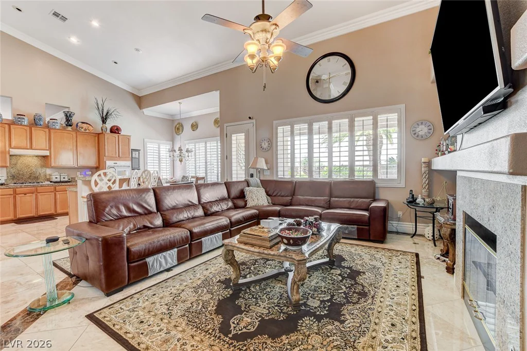 6986 Oakleigh, Las Vegas, NV 89110
