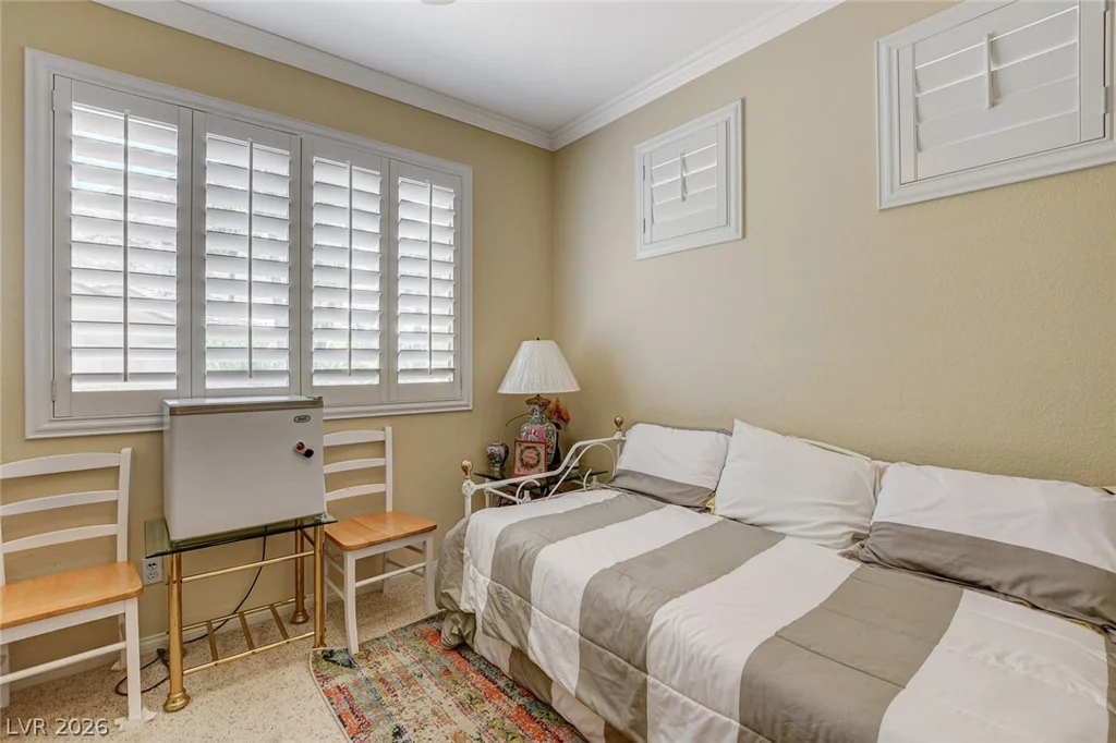 6986 Oakleigh, Las Vegas, NV 89110