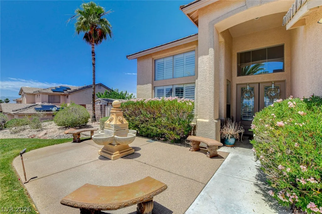 6986 Oakleigh, Las Vegas, NV 89110