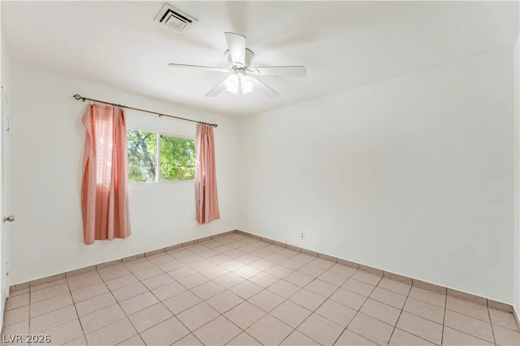 203 Earl, Las Vegas, NV 89101