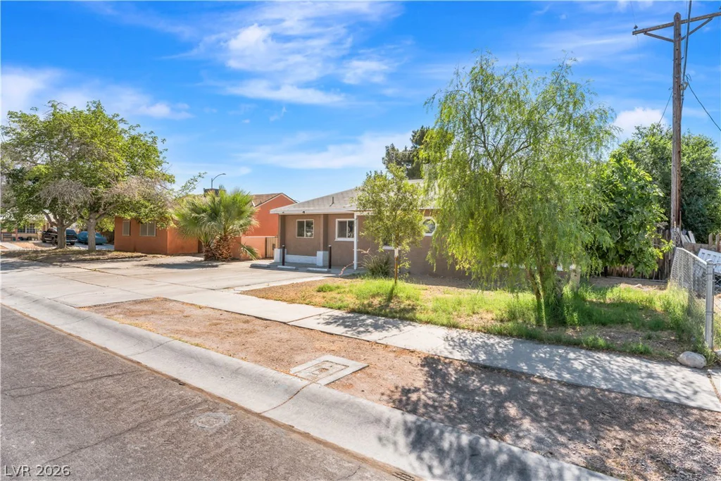 203 Earl, Las Vegas, NV 89101