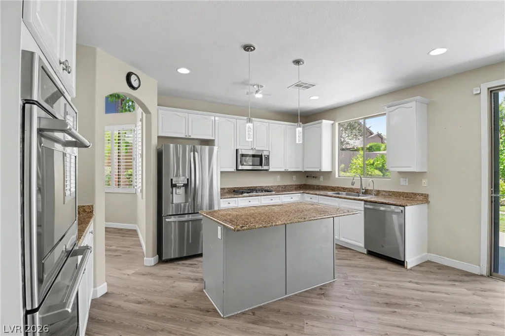 10548 Meadow Mist, Las Vegas, NV 89135