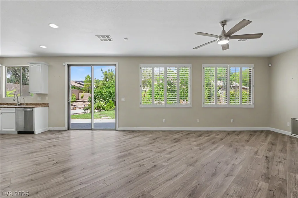 10548 Meadow Mist, Las Vegas, NV 89135