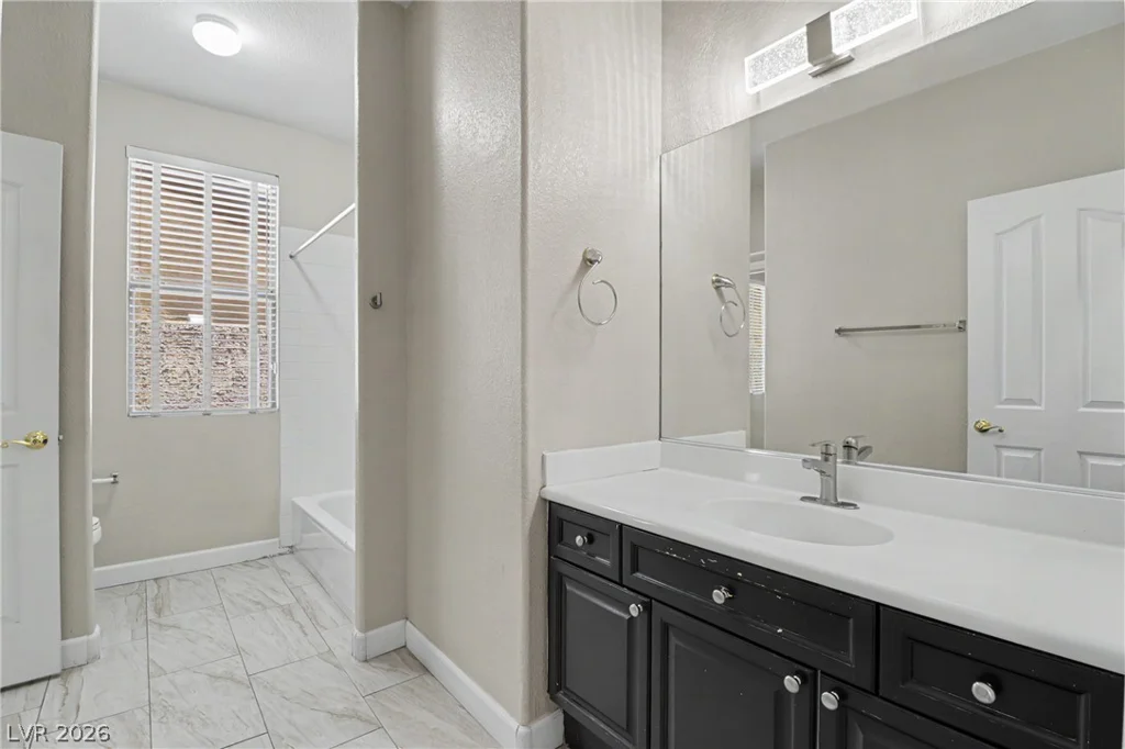 10548 Meadow Mist, Las Vegas, NV 89135