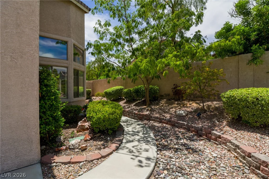 10548 Meadow Mist, Las Vegas, NV 89135