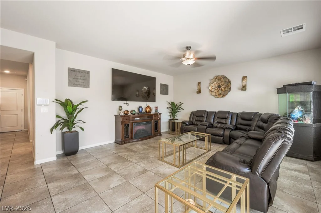 1173 Pitaya, North Las Vegas, NV 89032