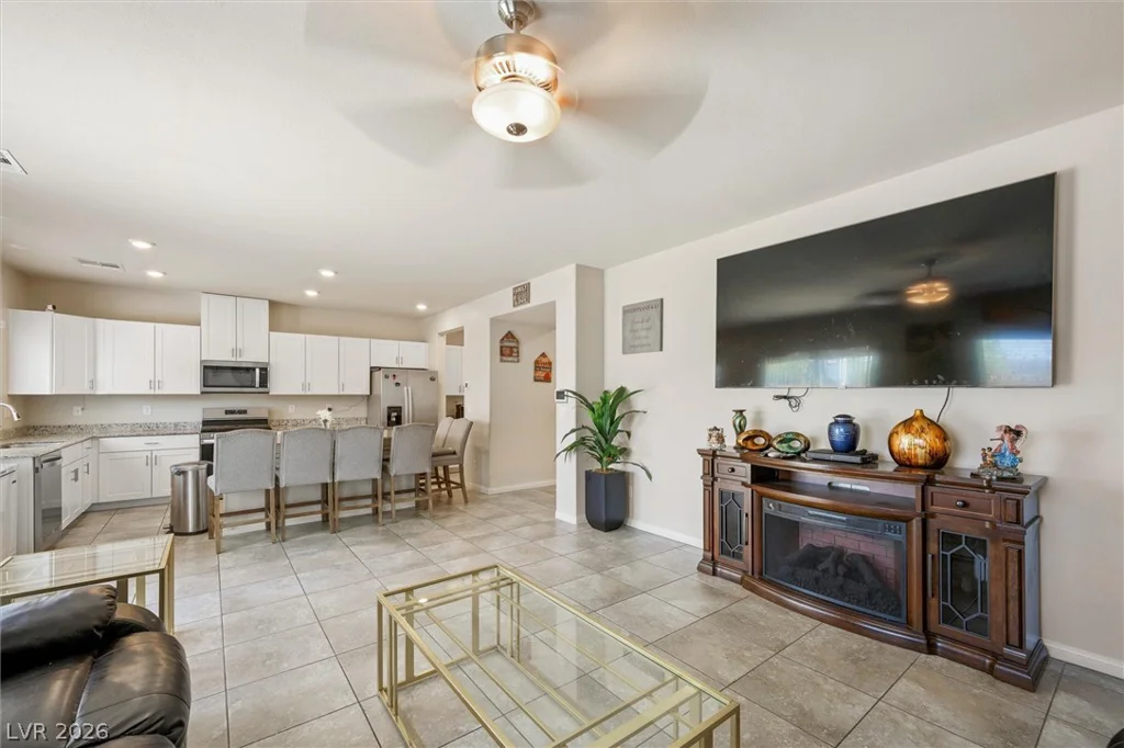 1173 Pitaya, North Las Vegas, NV 89032