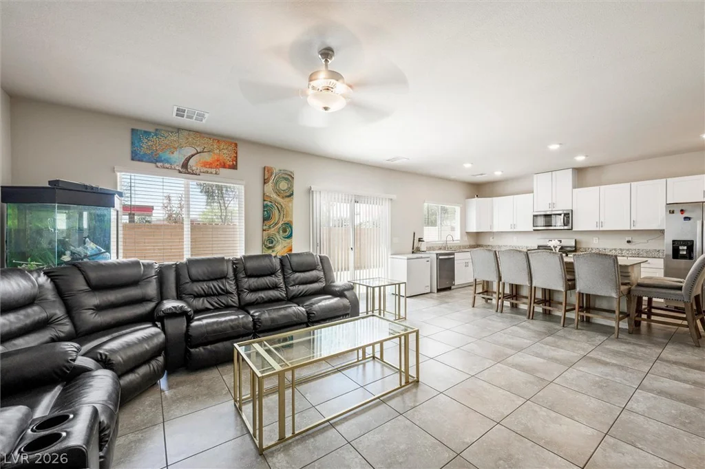 1173 Pitaya, North Las Vegas, NV 89032