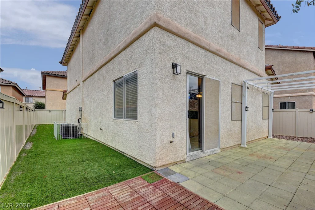 1052 Coronado Peak, Las Vegas, NV 89183