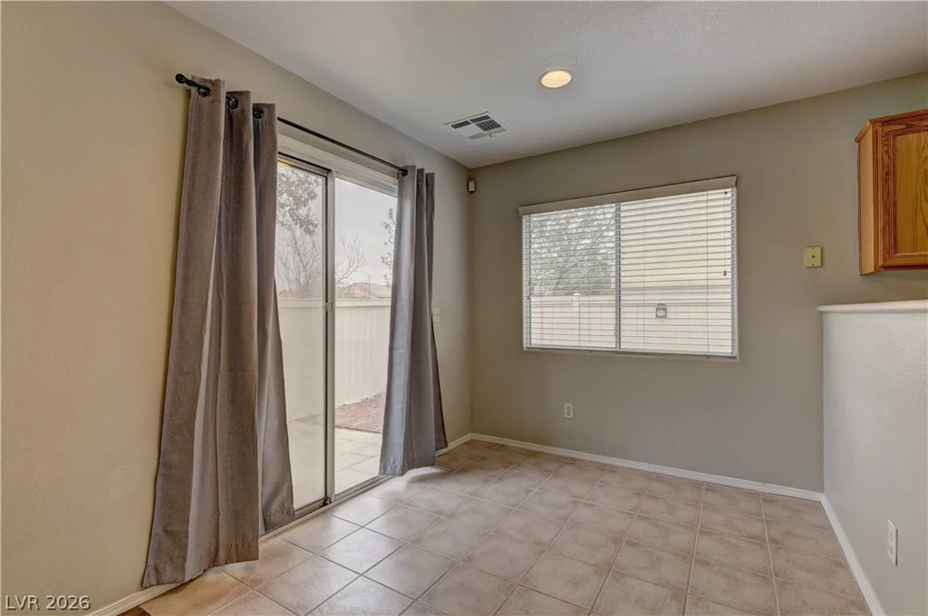 1052 Coronado Peak, Las Vegas, NV 89183