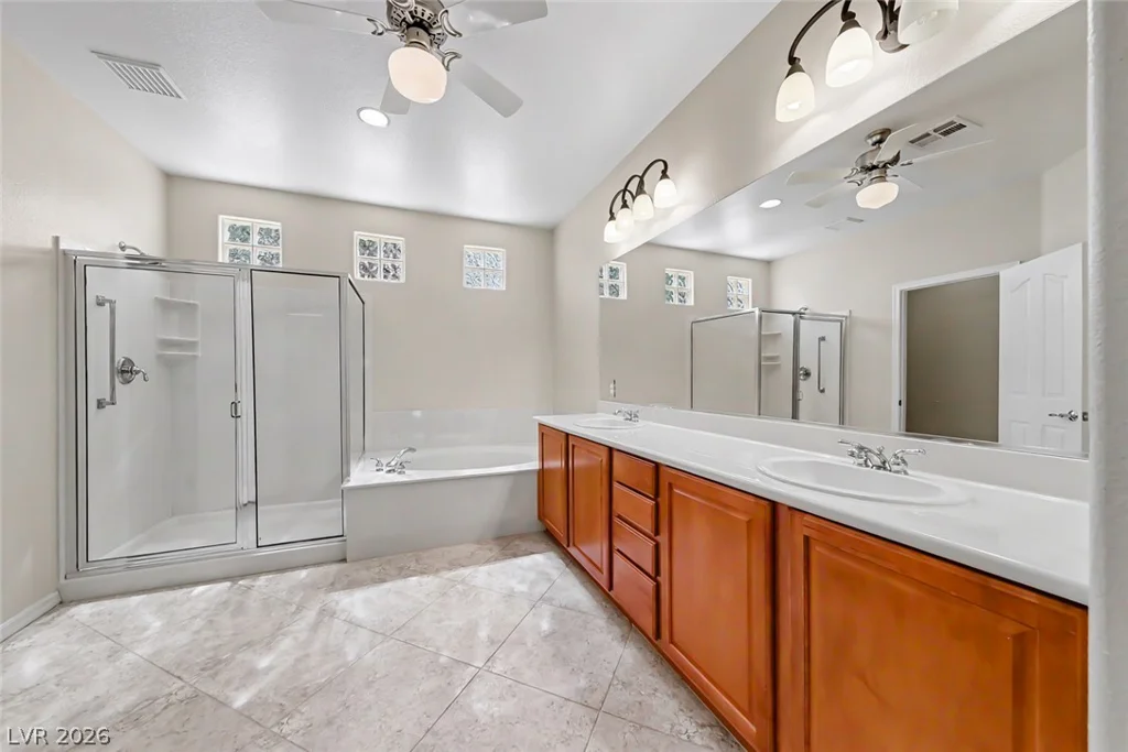 2252 Island City, Henderson, NV 89044