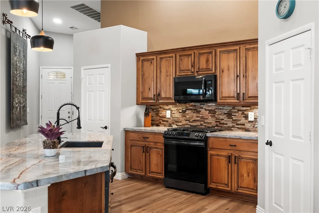 6154 Dutch Fork, Las Vegas, NV 89148
