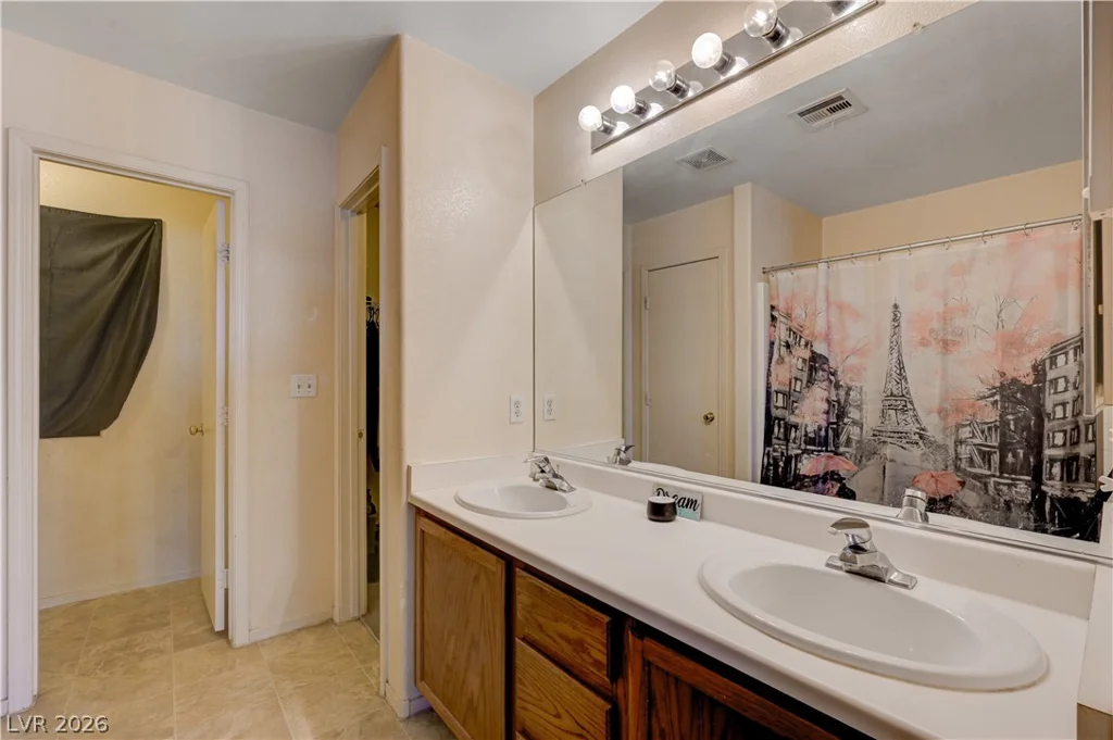 4934 Miners Ridge, Las Vegas, NV 89122