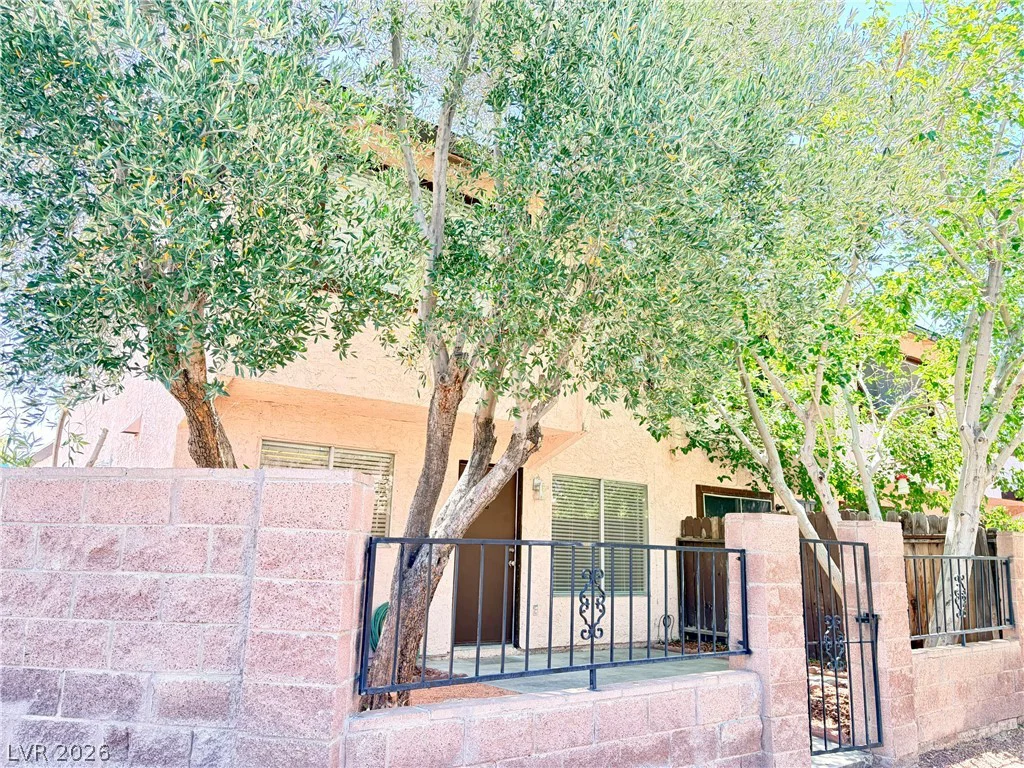 1757 Rochelle, Las Vegas, NV 89119