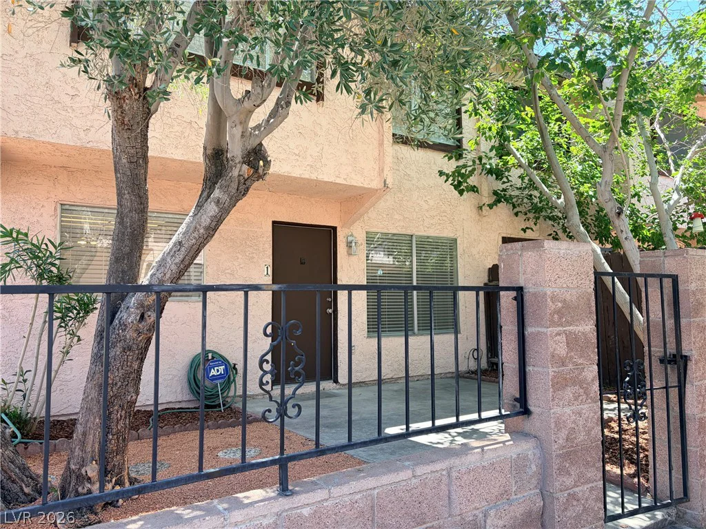 1757 Rochelle, Las Vegas, NV 89119