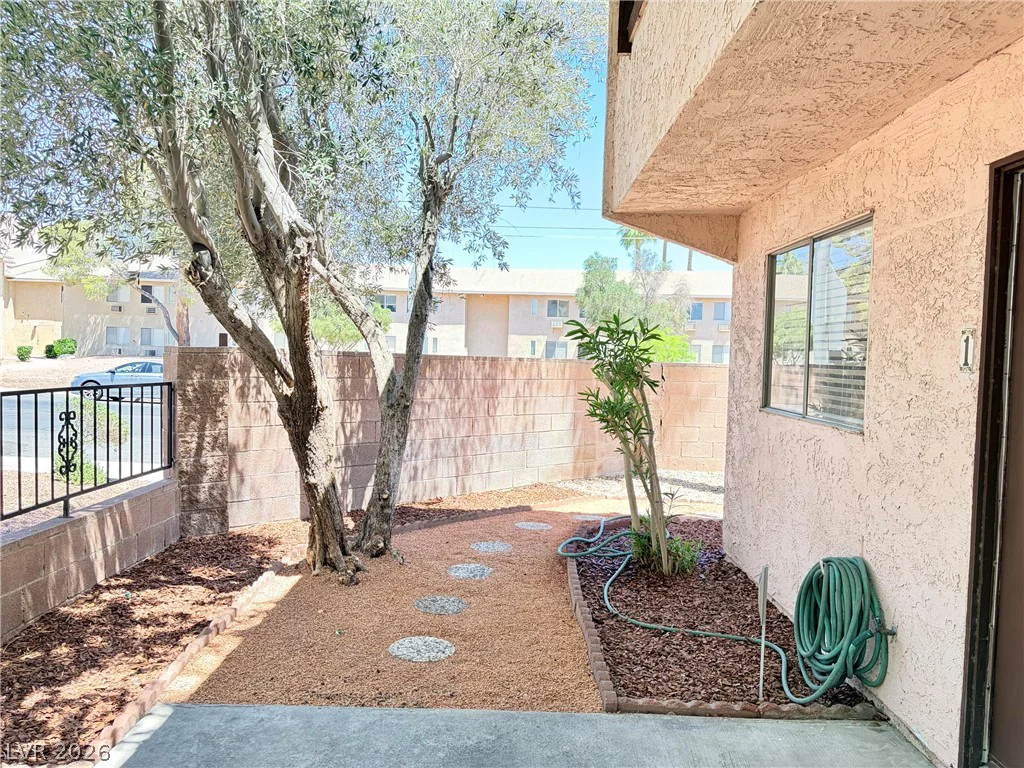 1757 Rochelle, Las Vegas, NV 89119