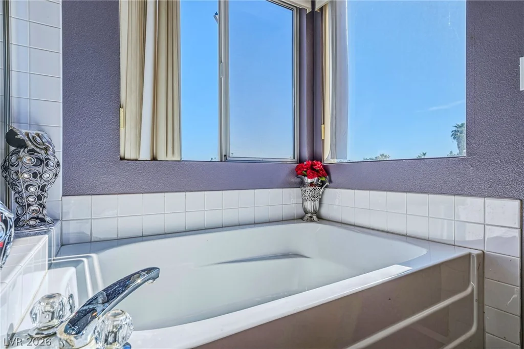 6115 Dawn View, North Las Vegas, NV 89031