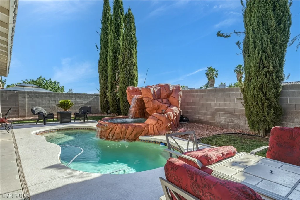 6115 Dawn View, North Las Vegas, NV 89031