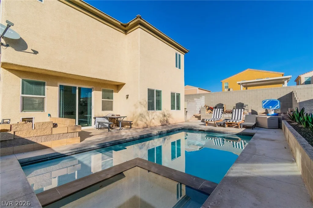 6883 Merril Summit, Las Vegas, NV 89142