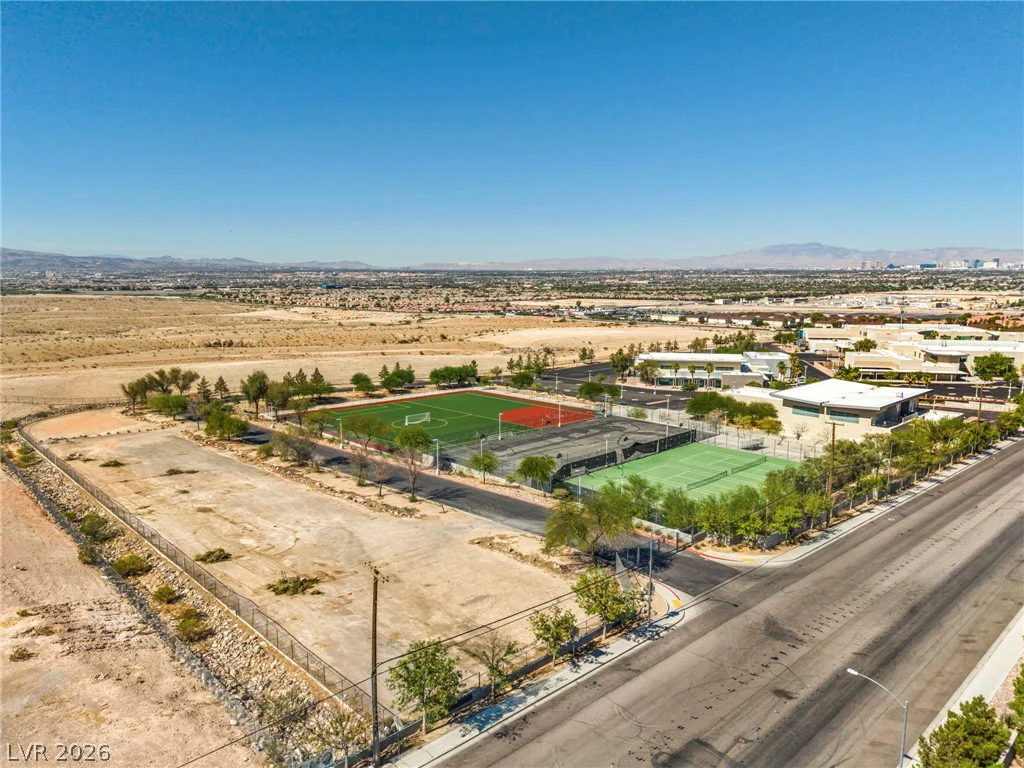 6883 Merril Summit, Las Vegas, NV 89142
