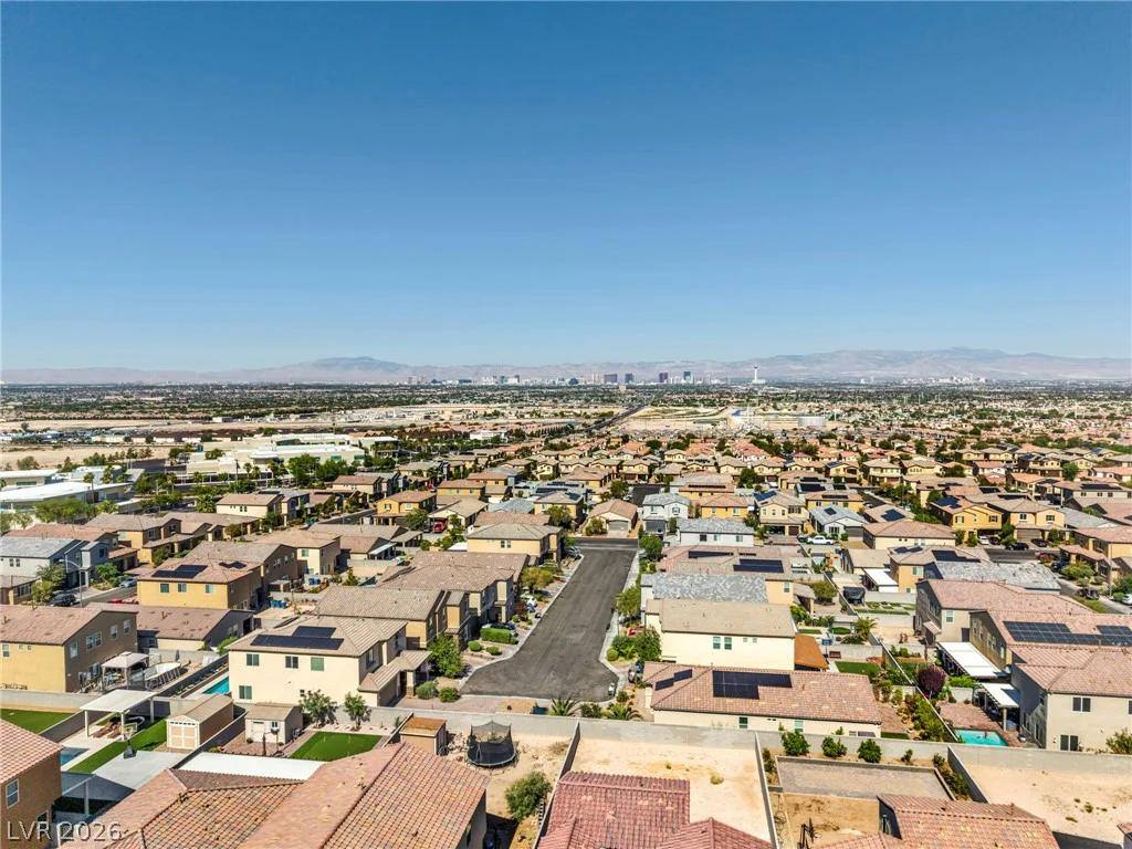 6883 Merril Summit, Las Vegas, NV 89142
