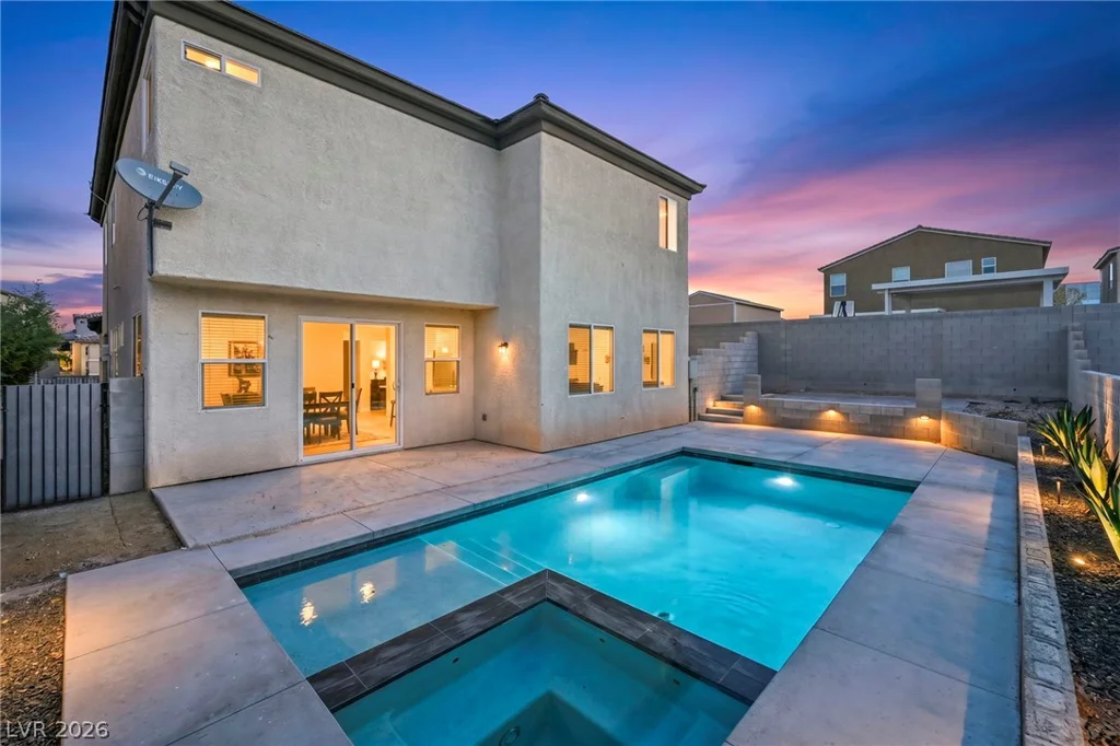 6883 Merril Summit, Las Vegas, NV 89142