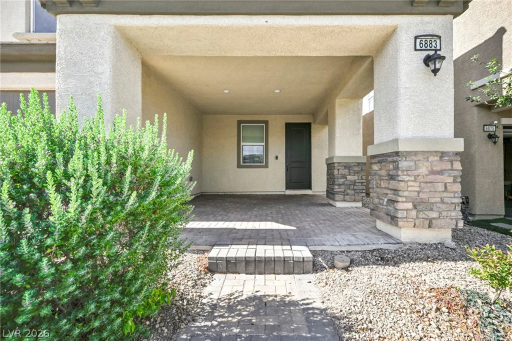 6883 Merril Summit, Las Vegas, NV 89142