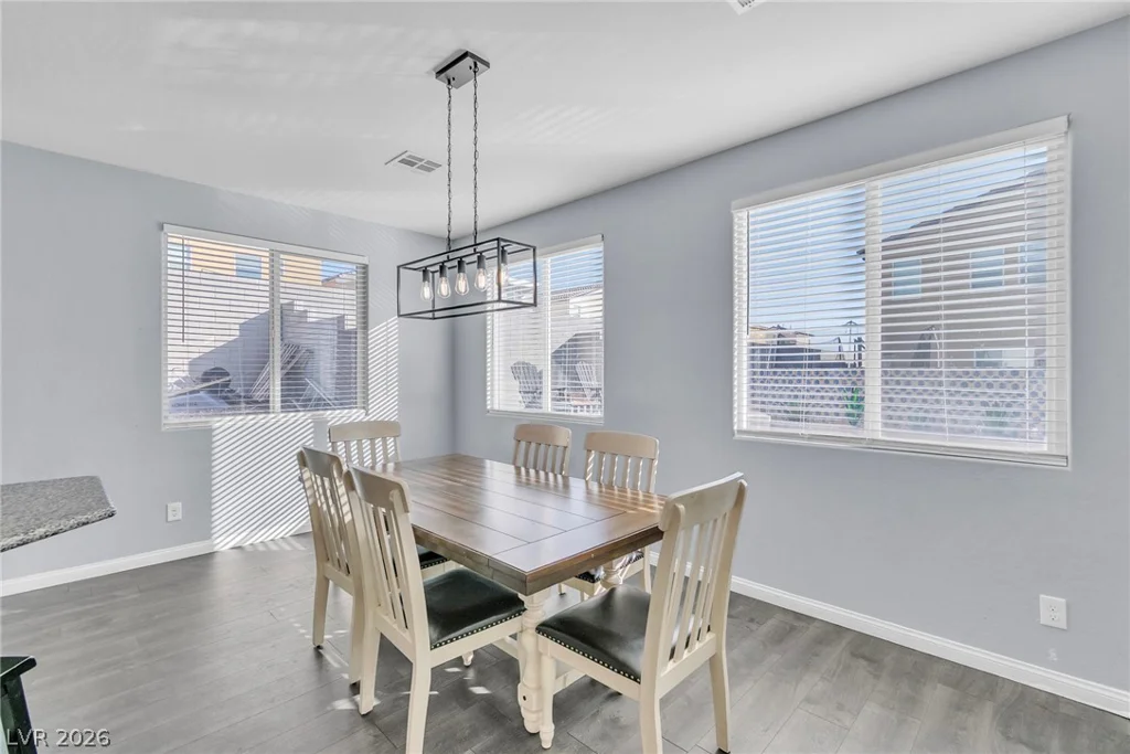 6883 Merril Summit, Las Vegas, NV 89142