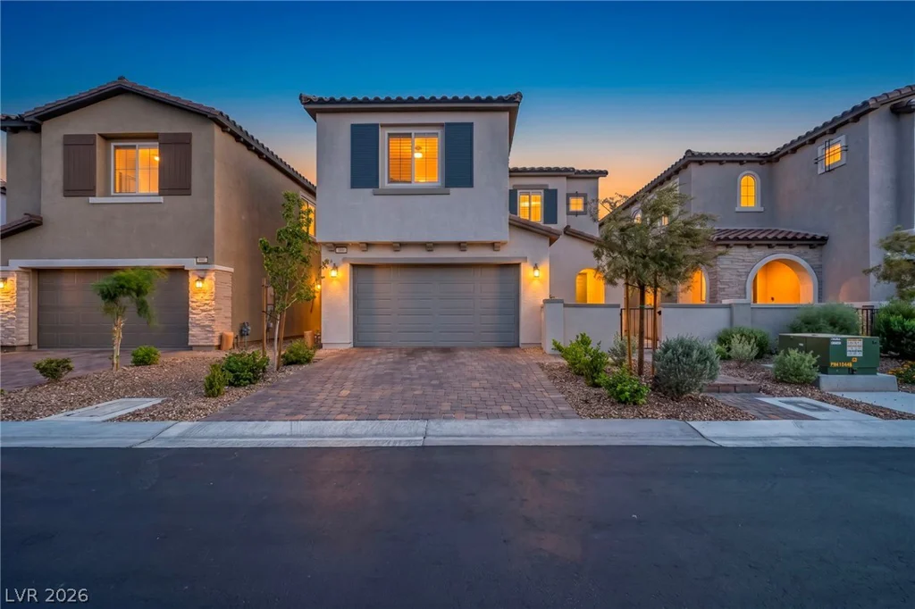 8910 Felker, Las Vegas, NV 89166