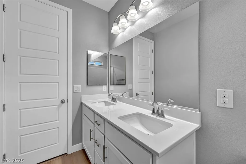 8910 Felker, Las Vegas, NV 89166